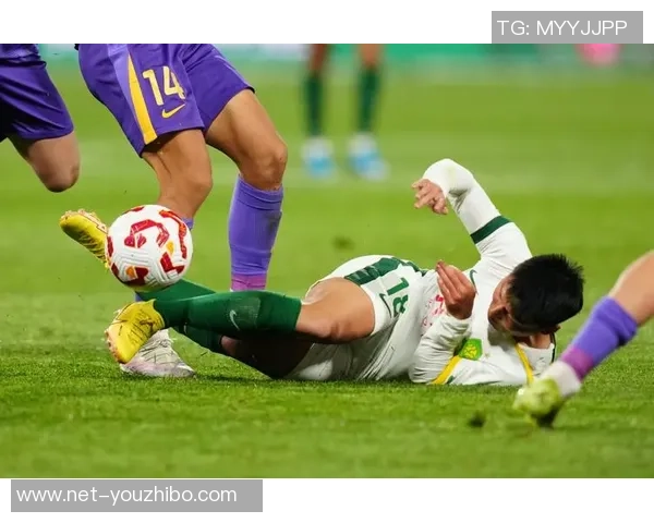 中超激战北京国安迎战河北队争夺胜利荣耀之战